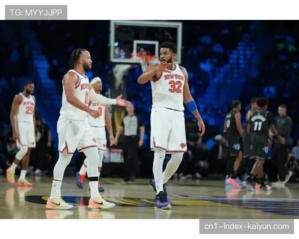 尼克斯一大四小阵容实验 布伦森防守短板高端局被针对